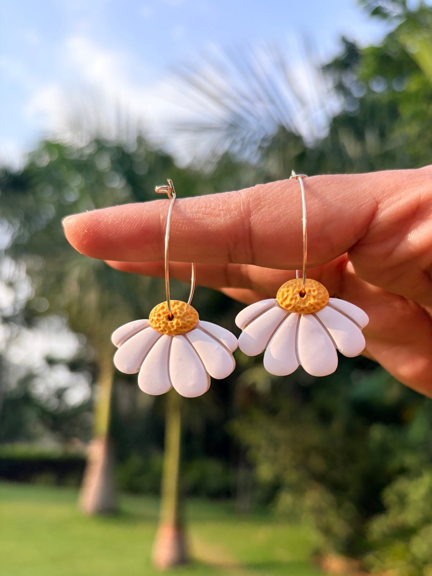 The Daisy Hoops